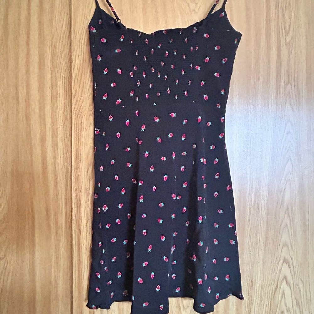Réalisation Par | The Inez Black Strawberry - Picture 4 of 7
